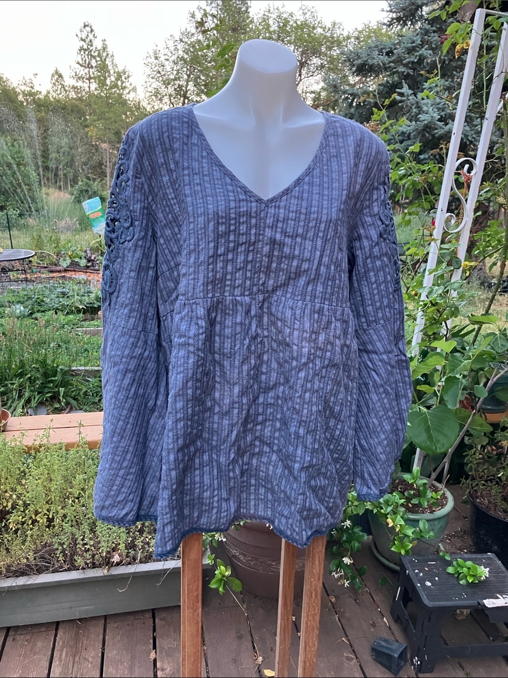 Suzanne Betro Weekend 3X 100% cotton cut work sleeve blouse